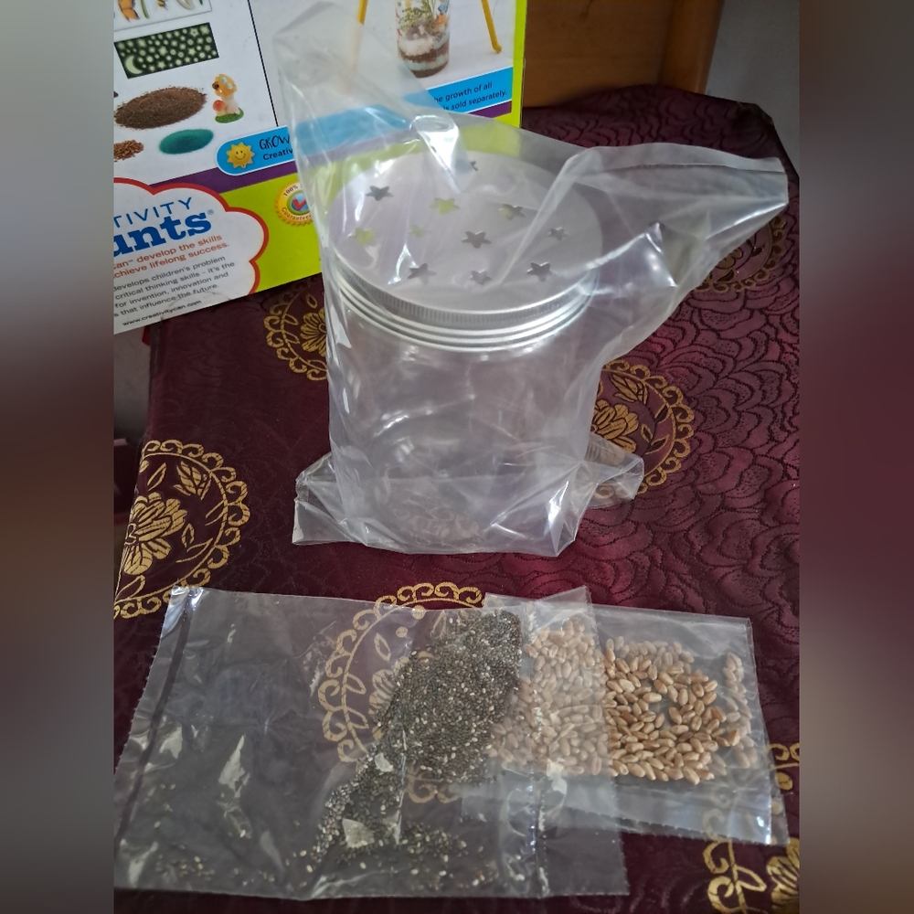 Nickelodeon Green and Purple Terrarium Kit - Picture 6 of 7